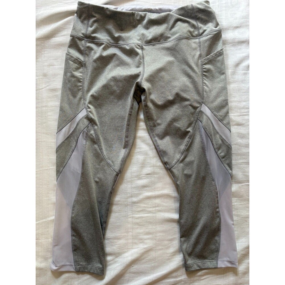 Avia Womens XL 16-18 Capri Leggings Gray Mesh Side Pockets Athletic Workout